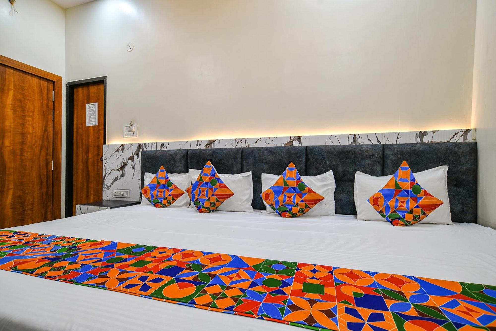 Fabexpress Orbit Hotel Ujjain Exterior foto
