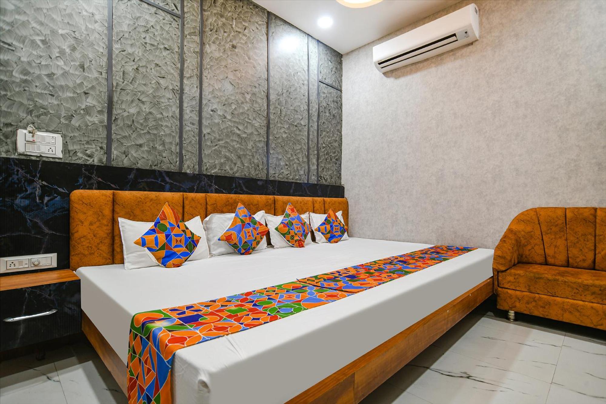 Fabexpress Orbit Hotel Ujjain Exterior foto