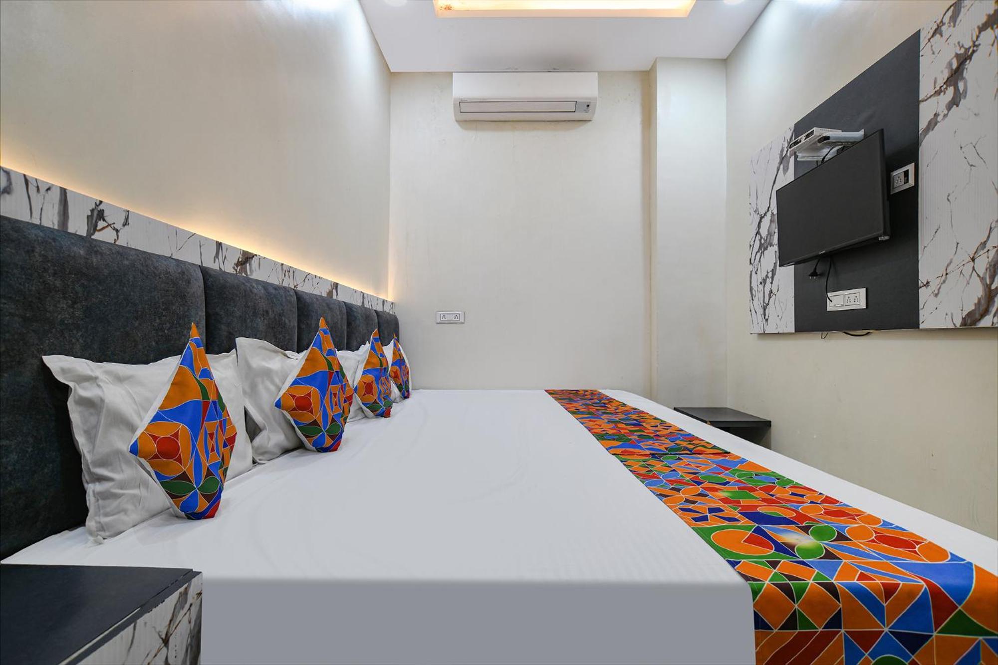 Fabexpress Orbit Hotel Ujjain Exterior foto
