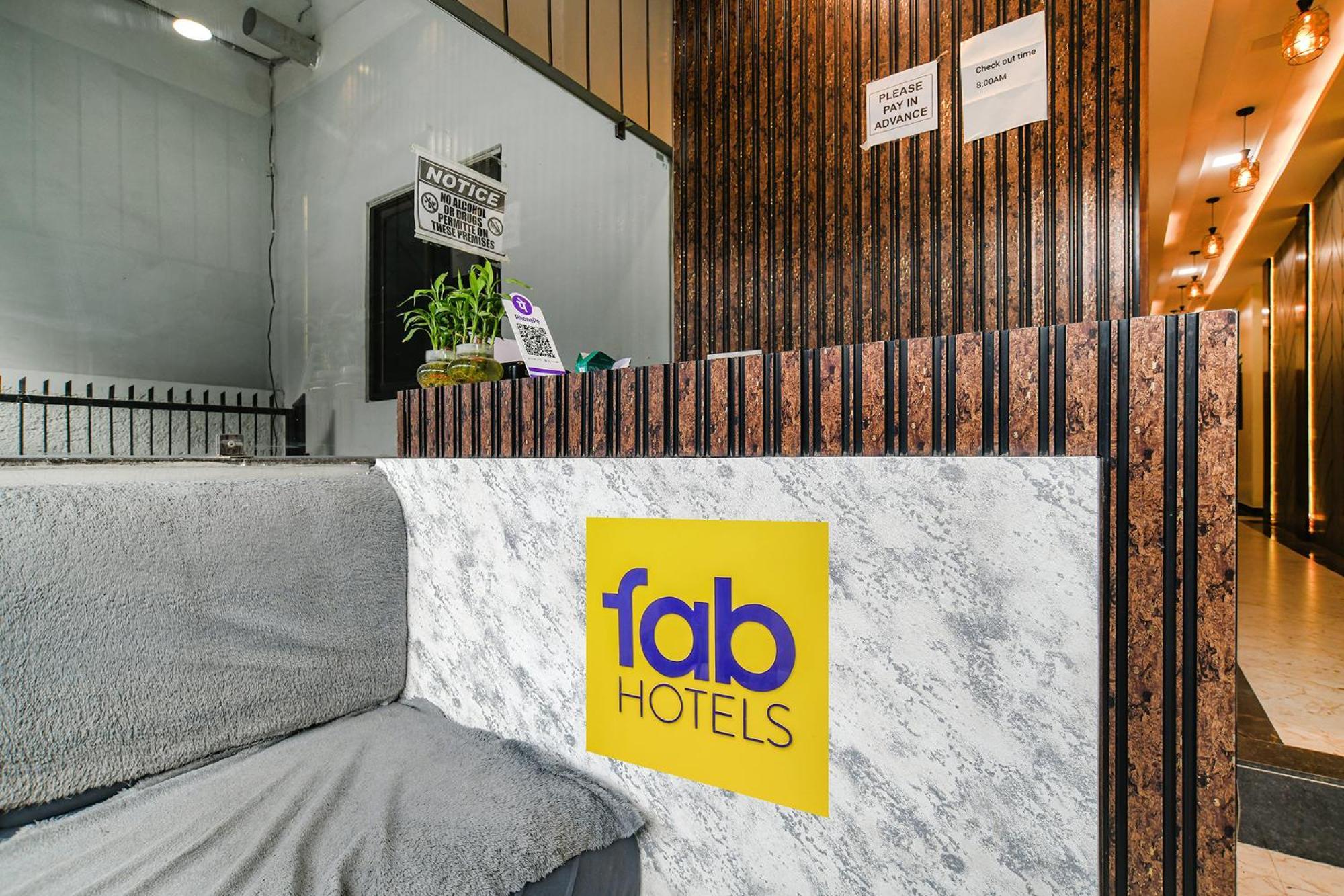Fabexpress Orbit Hotel Ujjain Exterior foto